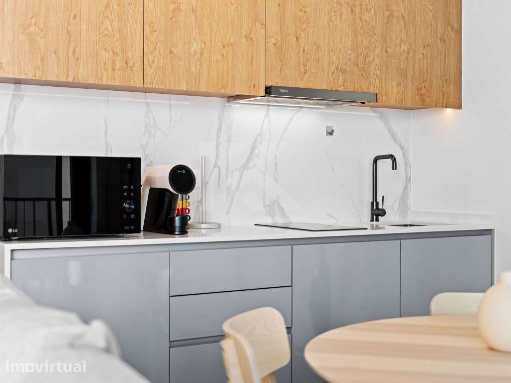 Apartamento T1 +1 - Barreiros, São Martinho, Funchal - Grande imagem: 4/23