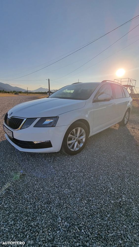 Skoda Octavia 1.6 TDI Ambition - 1