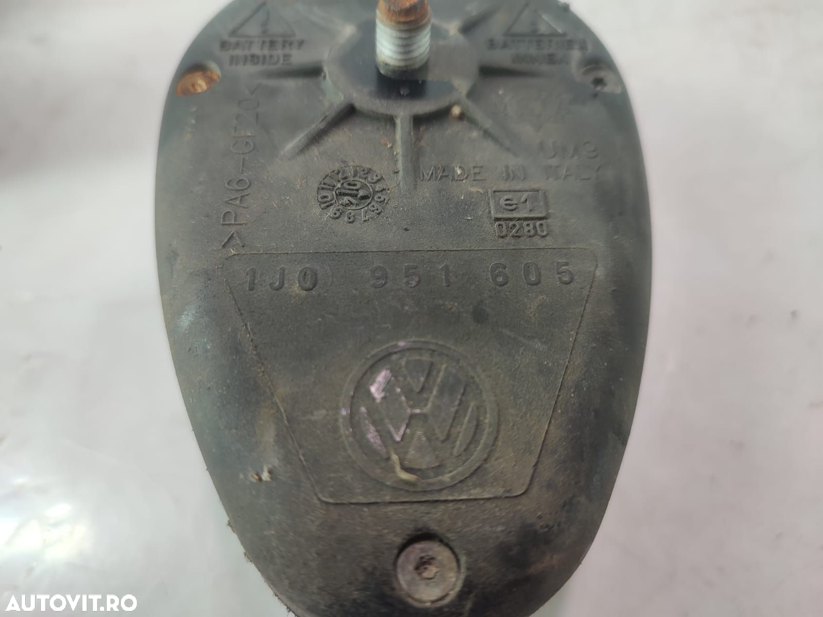 Sirena alarma 1j0951605 Volkswagen VW Touareg generatia 1 7L [2002 - - 3