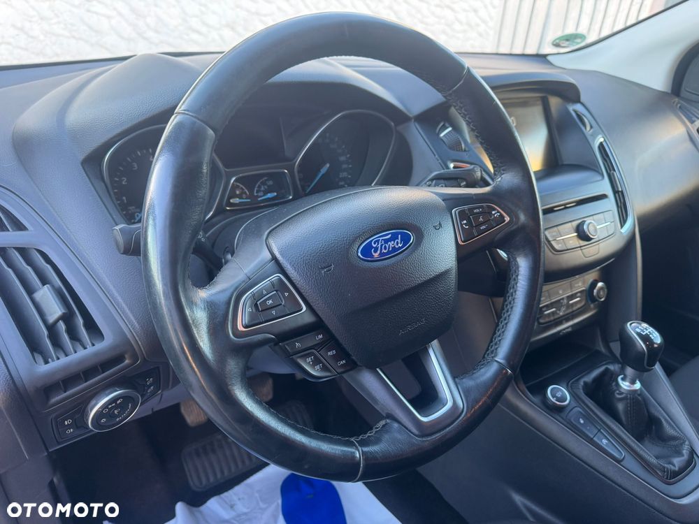 Ford Focus - 9