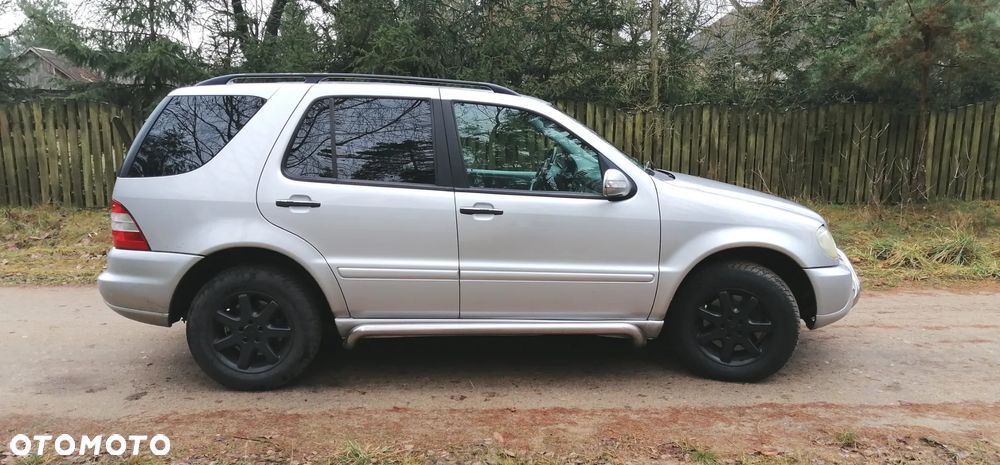 Mercedes-Benz ML - 4