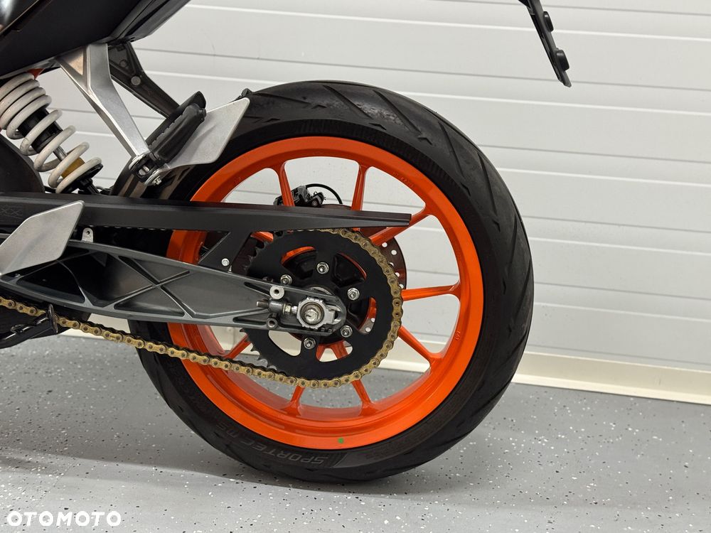 KTM Duke 390 - 20