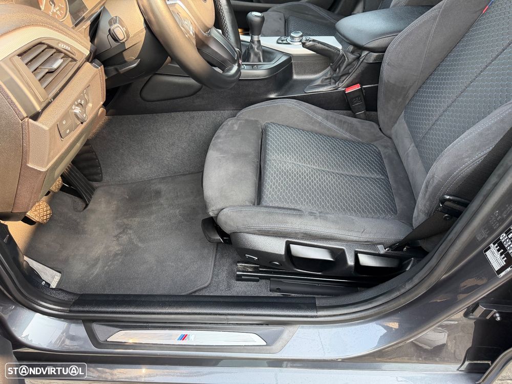 BMW 118 d Pack M - 27