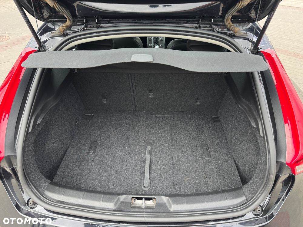 Volvo V40 D4 Geartronic Summum - 27