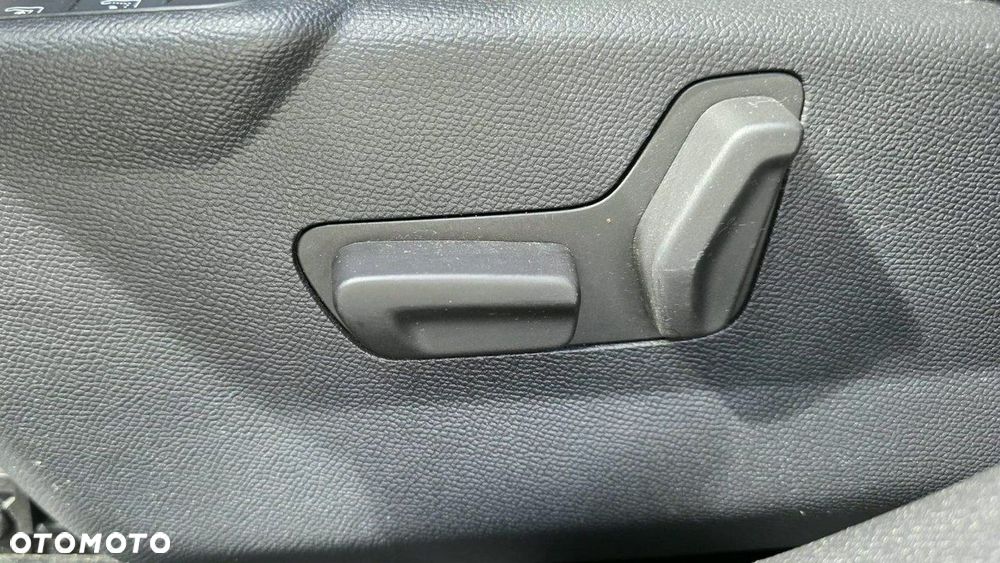 Peugeot 2008 - 24