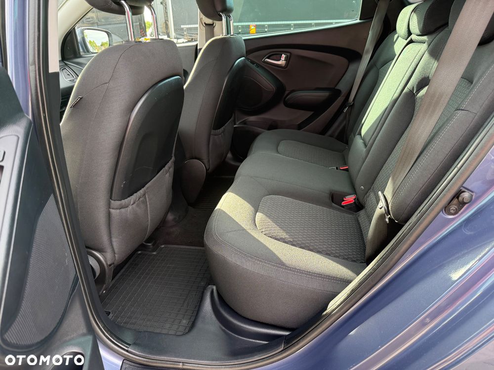 Hyundai ix35 blue 1.6 2WD Finale Gold - 21