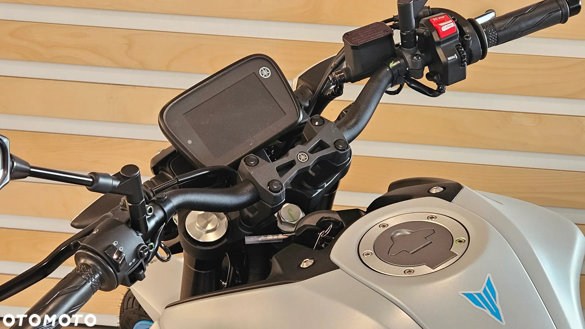 Yamaha MT - 11