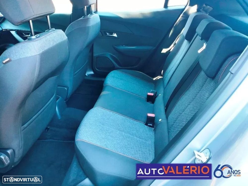 Peugeot 2008 1.2 PureTech Style - 34