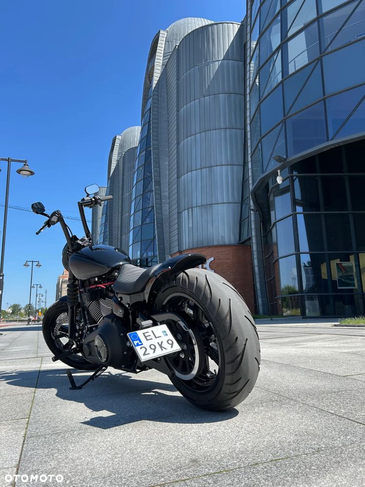 Harley-Davidson Softail Street Bob - 15