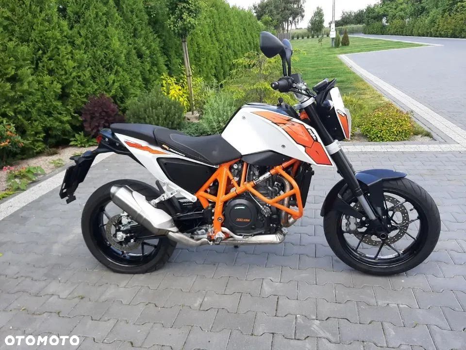 KTM Duke - 18