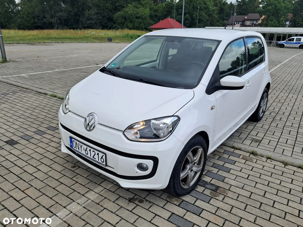 Volkswagen up! BlueMotion Technology cup - 1