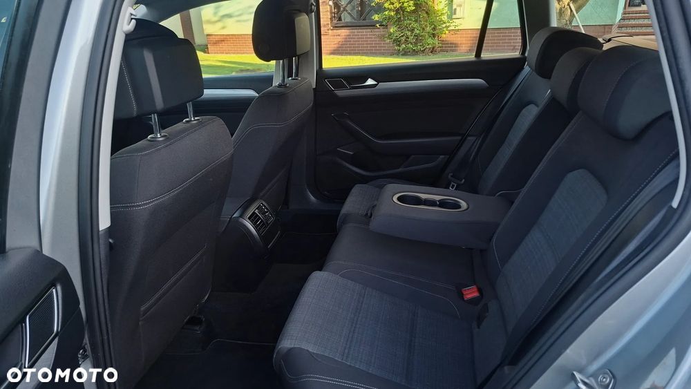 Volkswagen Passat 2.0 TDI EVO Business DSG - 13