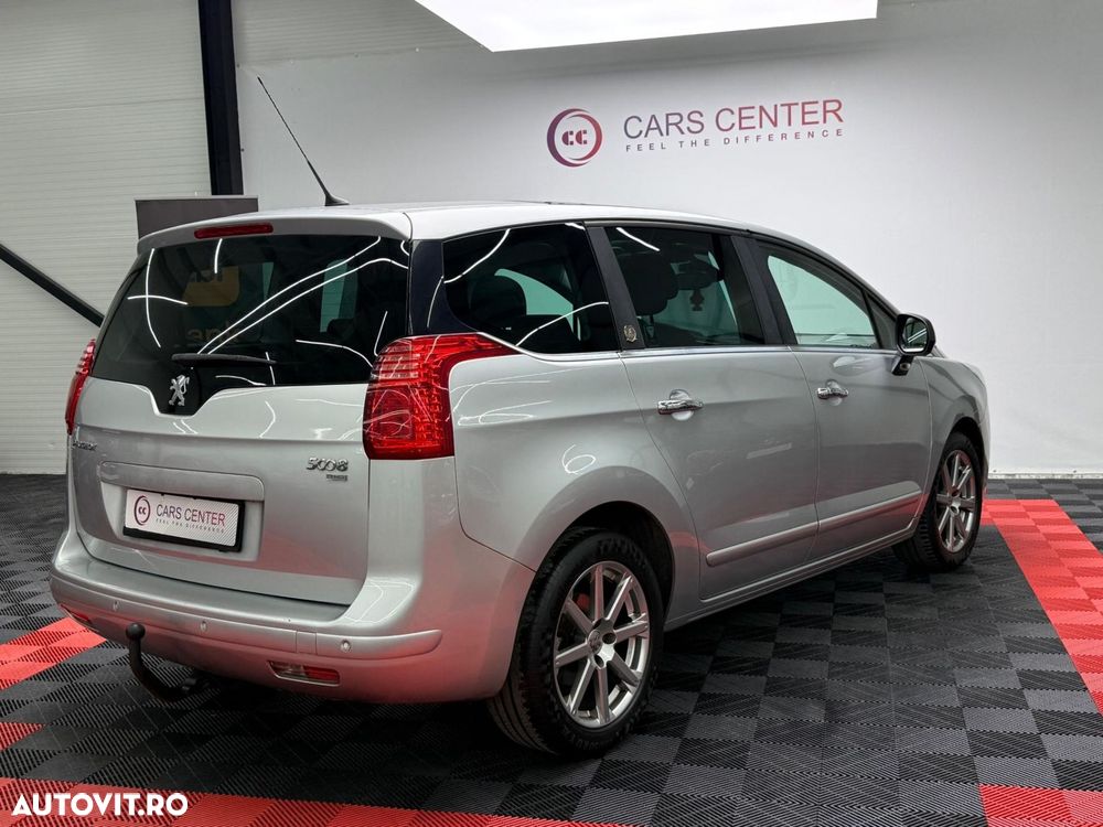 Peugeot 5008 1.6 HDI Confort Pack - 4