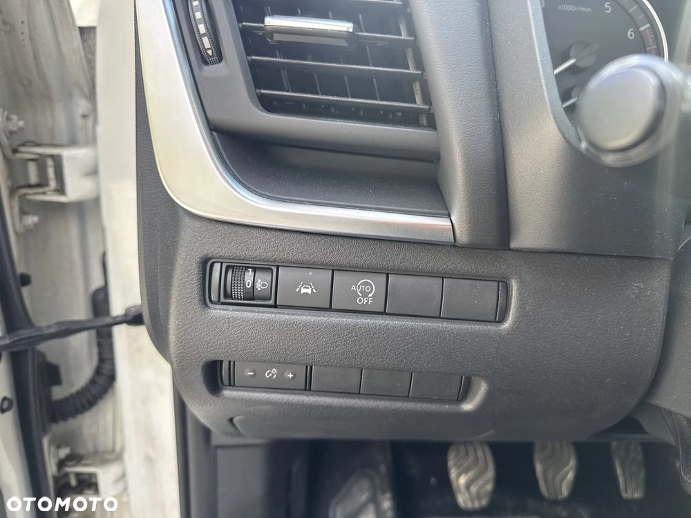 Nissan Qashqai 1.3 DIG-T MHEV N-Connecta - 22