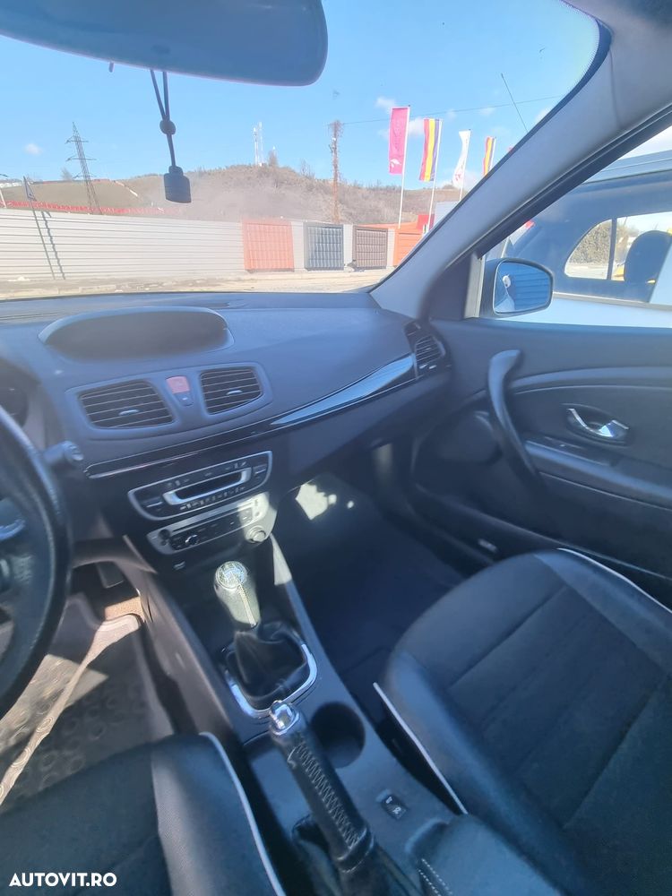 Renault Fluence 1.6 Dynamique - 12