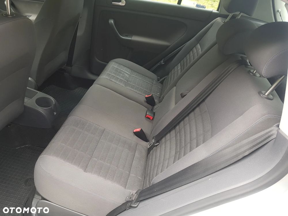 Volkswagen Golf Plus 1.6 Comfortline - 10