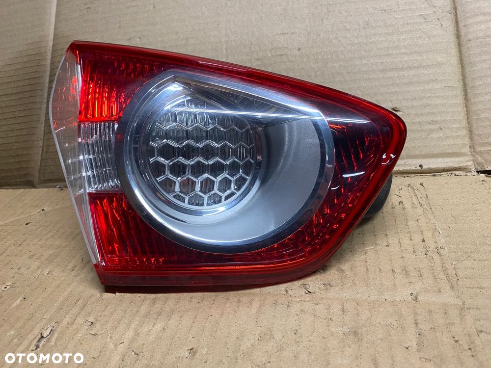 LAMPA TYLNA LEWA FORD KUGA MK1 I 8V4113A603AD 2ZR00954601 - 1