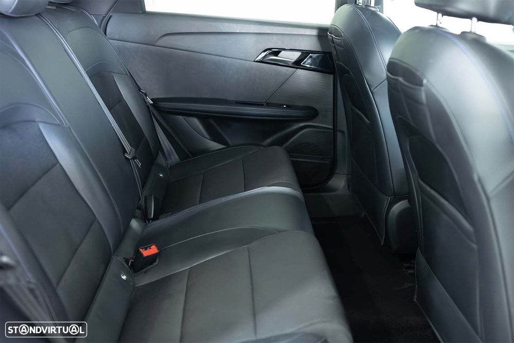 MG MG4 64 kWh Luxury - 34