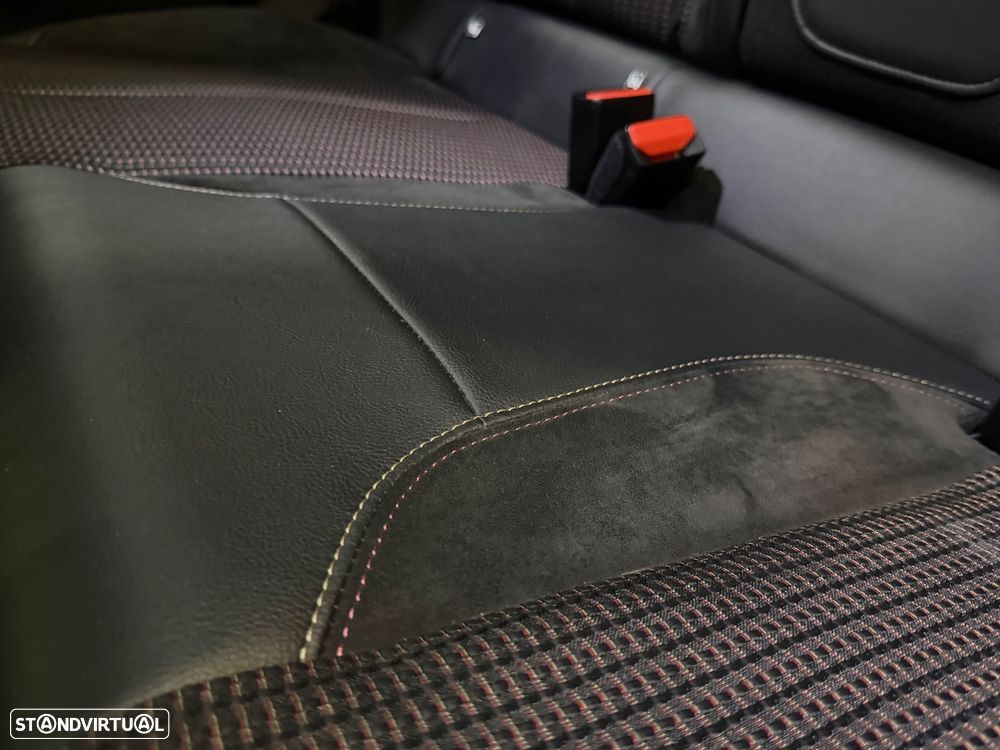 DS DS3 Crossback E-Tense Performance Line - 21