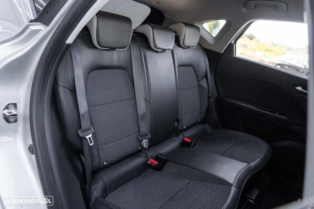 Renault Captur 1.8 E-Tech Full Hybrid Techno - 10