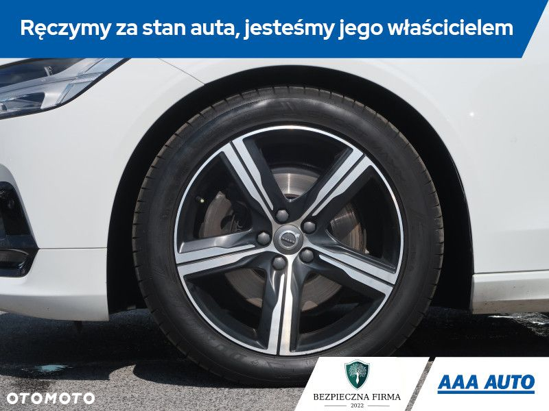 Volvo S90 - 16