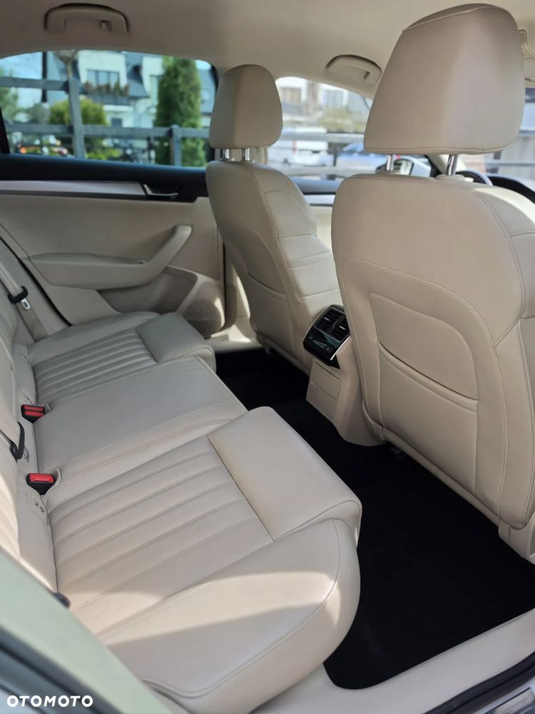 Skoda Superb 2.0 TSI Style DSG - 26