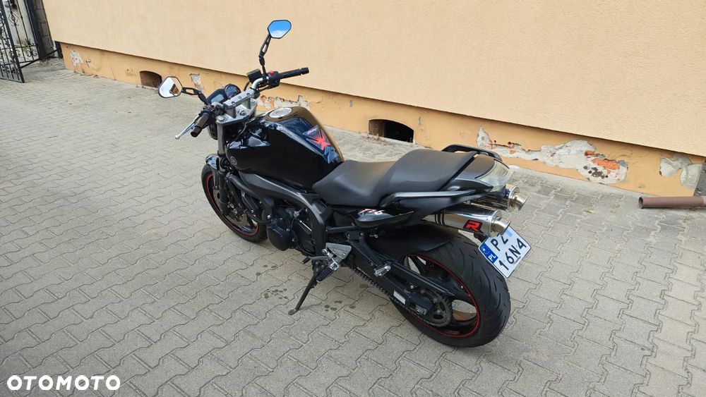 Yamaha FZ6 - 18