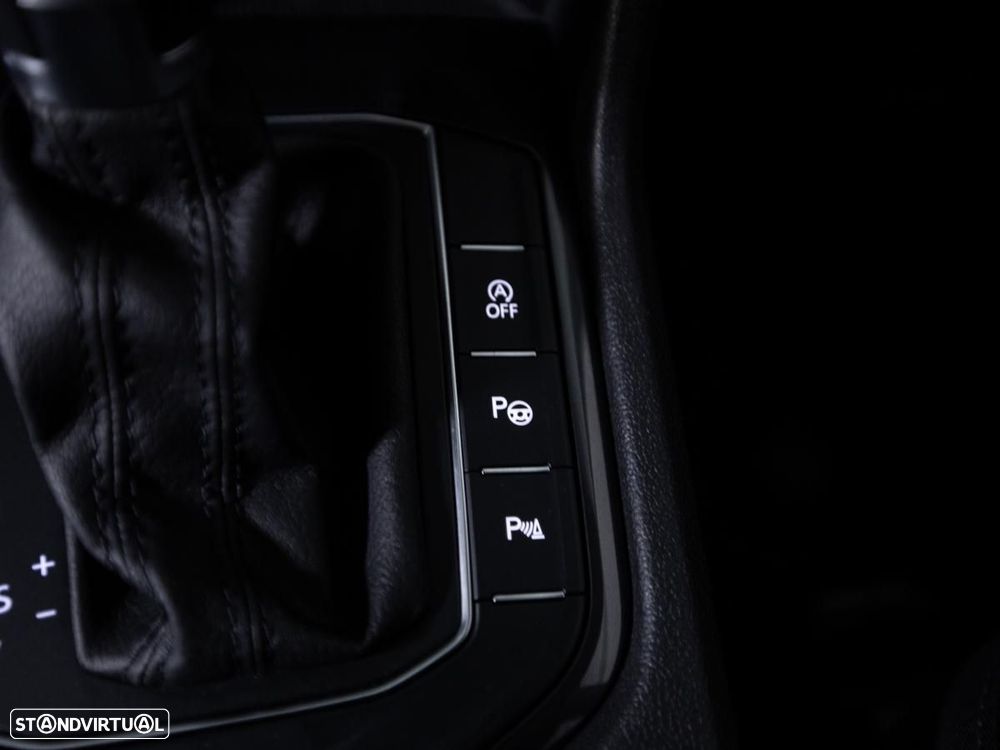 VW Tiguan Allspace 2.0 TDI Highine DSG - 20