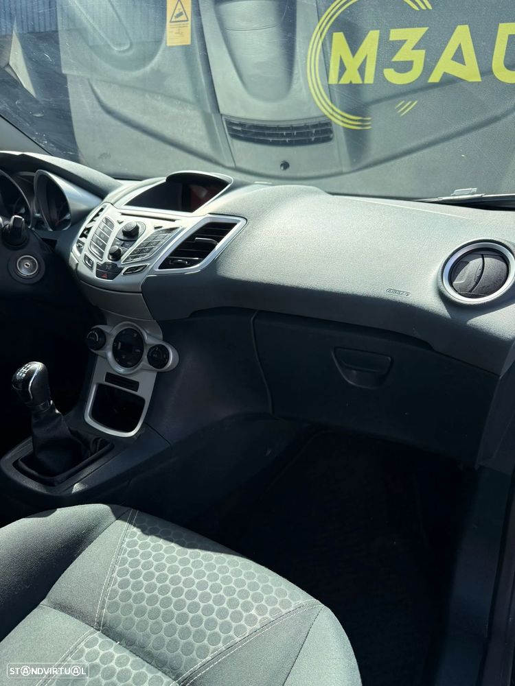 Ford Fiesta 1.4 TDCI Techno - 15