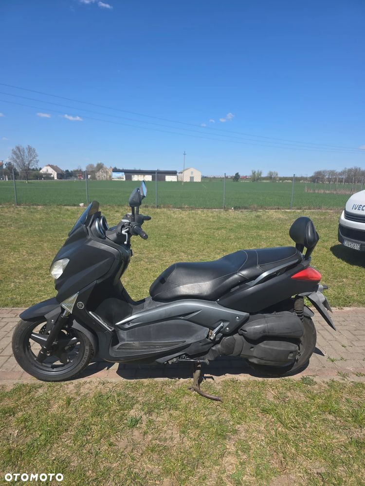 Yamaha X-max - 5