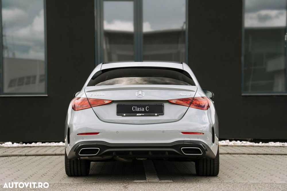 Mercedes-Benz C - 23