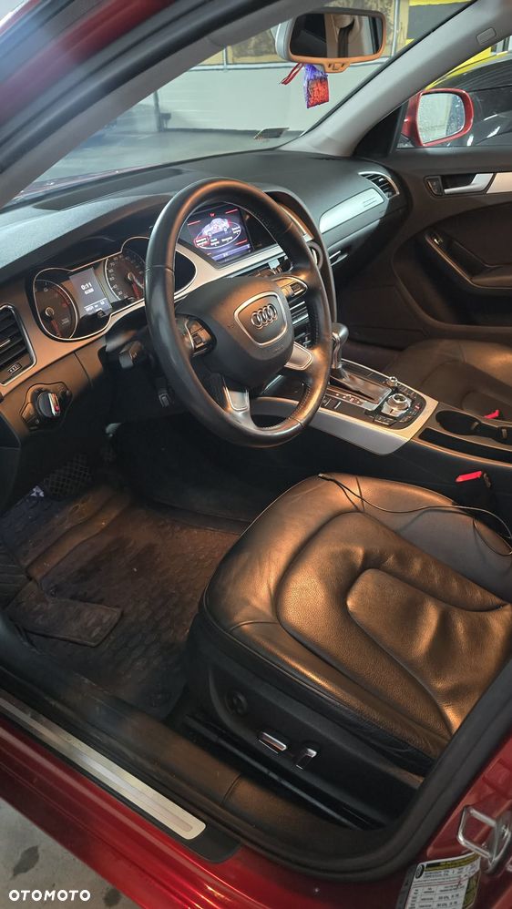 Audi A4 Limousine - 14