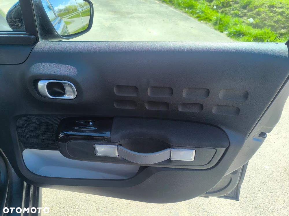 Citroën C3 1.2 PureTech Shine S&S EAT6 - 23