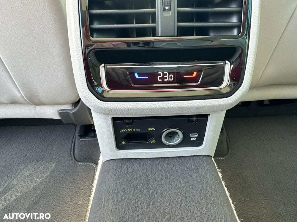 Volkswagen Passat - 25