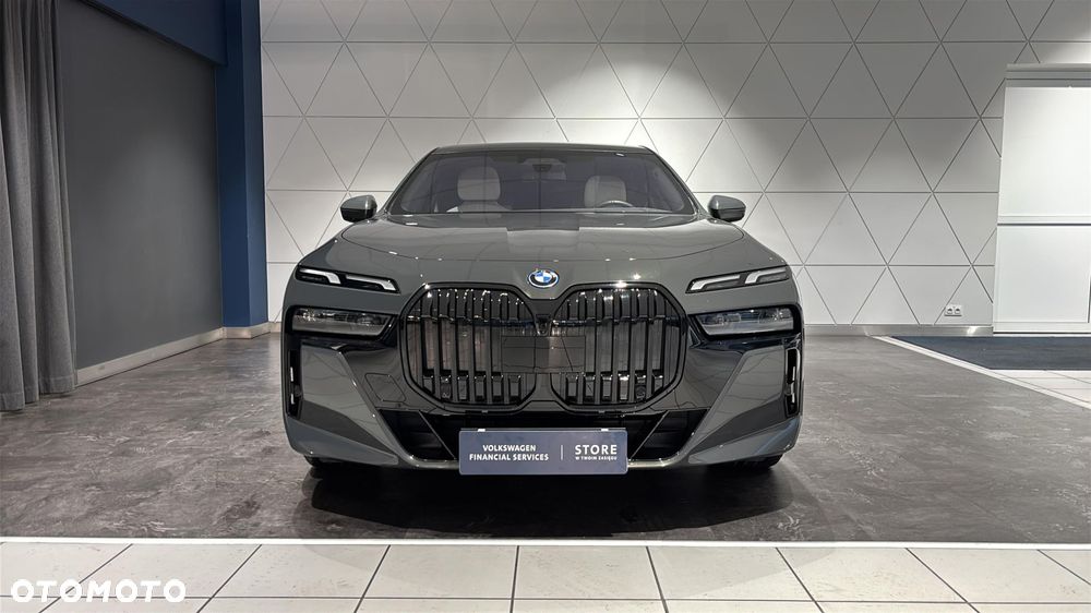 BMW i7 105.7kWh xDrive60 M Sport - 8