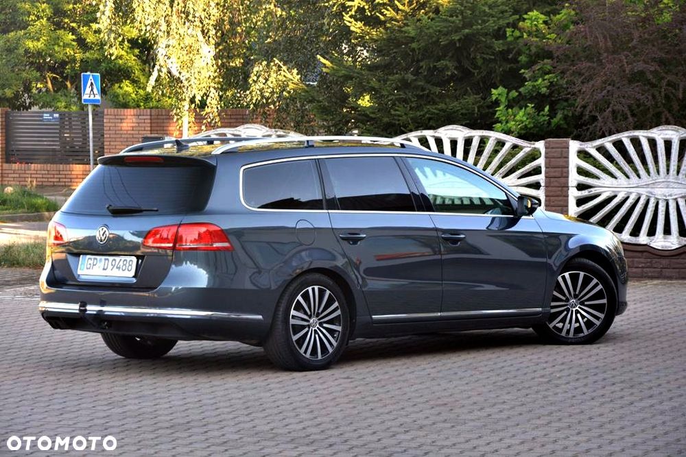 Volkswagen Passat 2.0 TDI DPF Highline DSG - 17