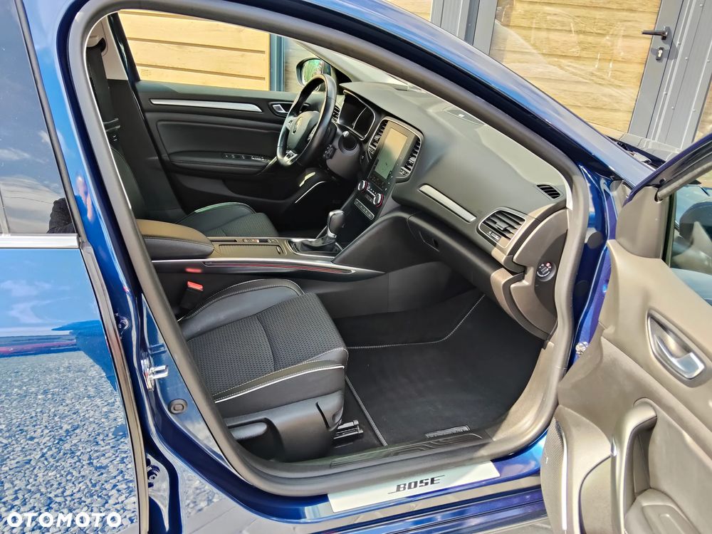 Renault Megane BLUE dCi 150 EDC BOSE EDITION - 24