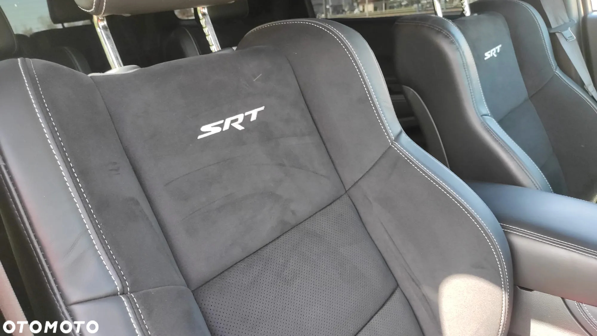 Dodge Durango 6.4 SRT - 12