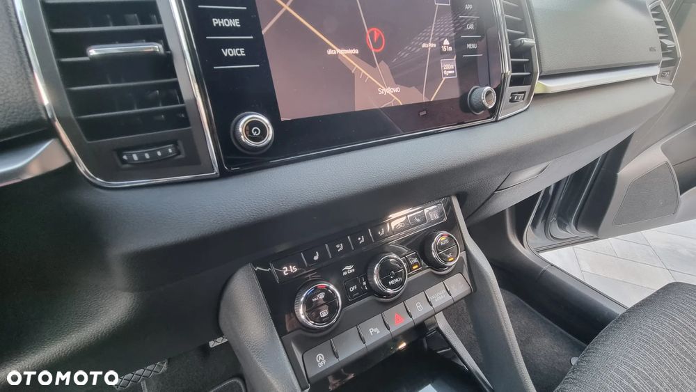 Skoda Karoq 1.5 TSI ACT DSG Ambition - 26