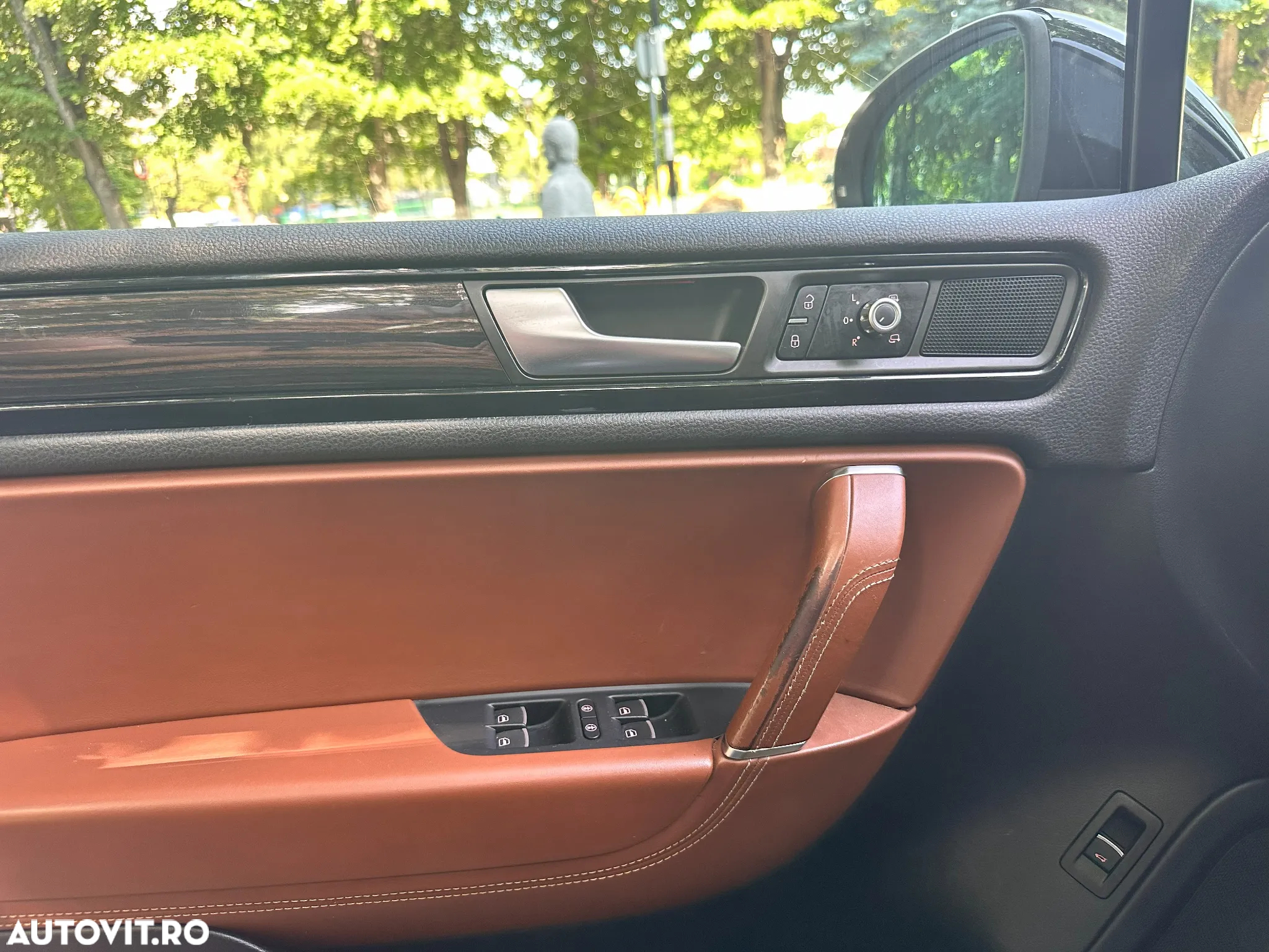 Volkswagen Touareg 3.0 V6 TDI BMT - 16