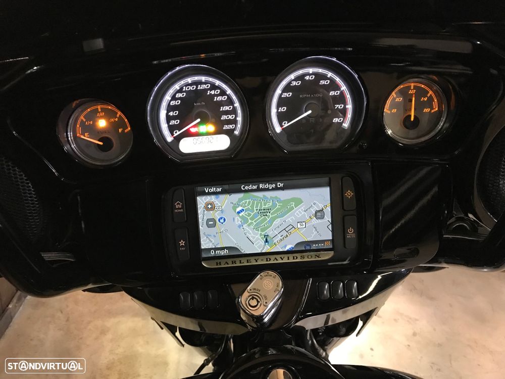 Harley-Davidson FLHXS Street Glide Special - 6