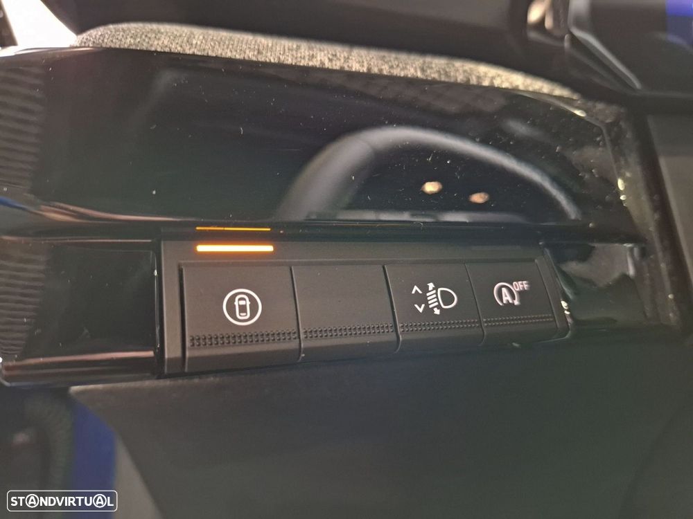 Renault Clio — fotografia 19
