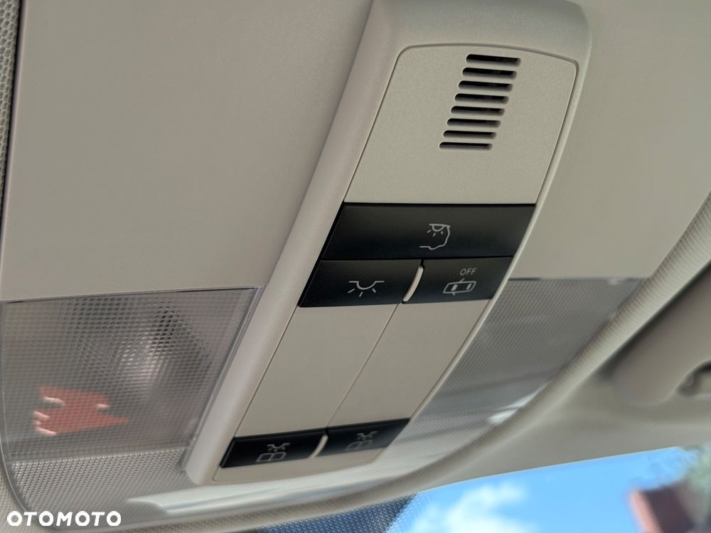 Mercedes-Benz Klasa B 200 Autotronic Special Edition - 20