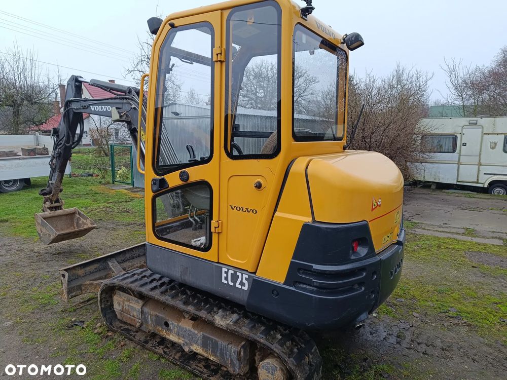 Volvo EC 25 - 3