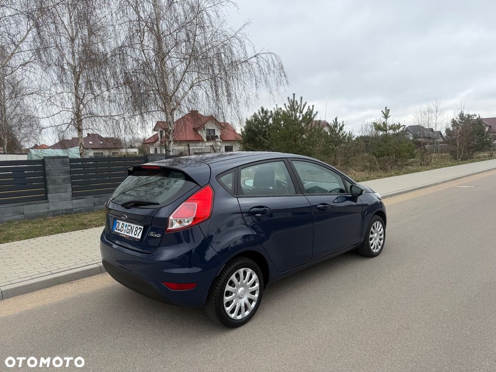 Ford Fiesta 1.25 Champions Edition - 3