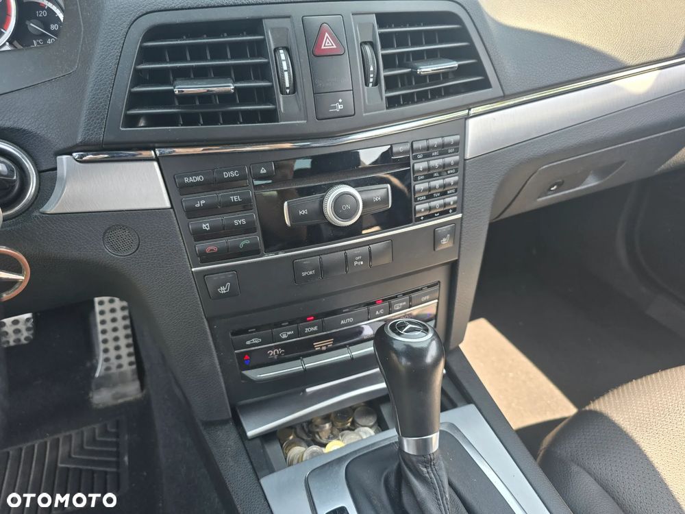 Mercedes-Benz Klasa E 250 CDI DPF BlueEFFICIENCY 7G-TRONIC Avantgarde - 14