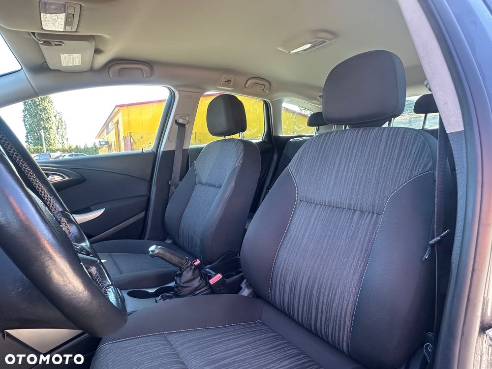 Opel Astra 1.4 Turbo Cosmo - 16