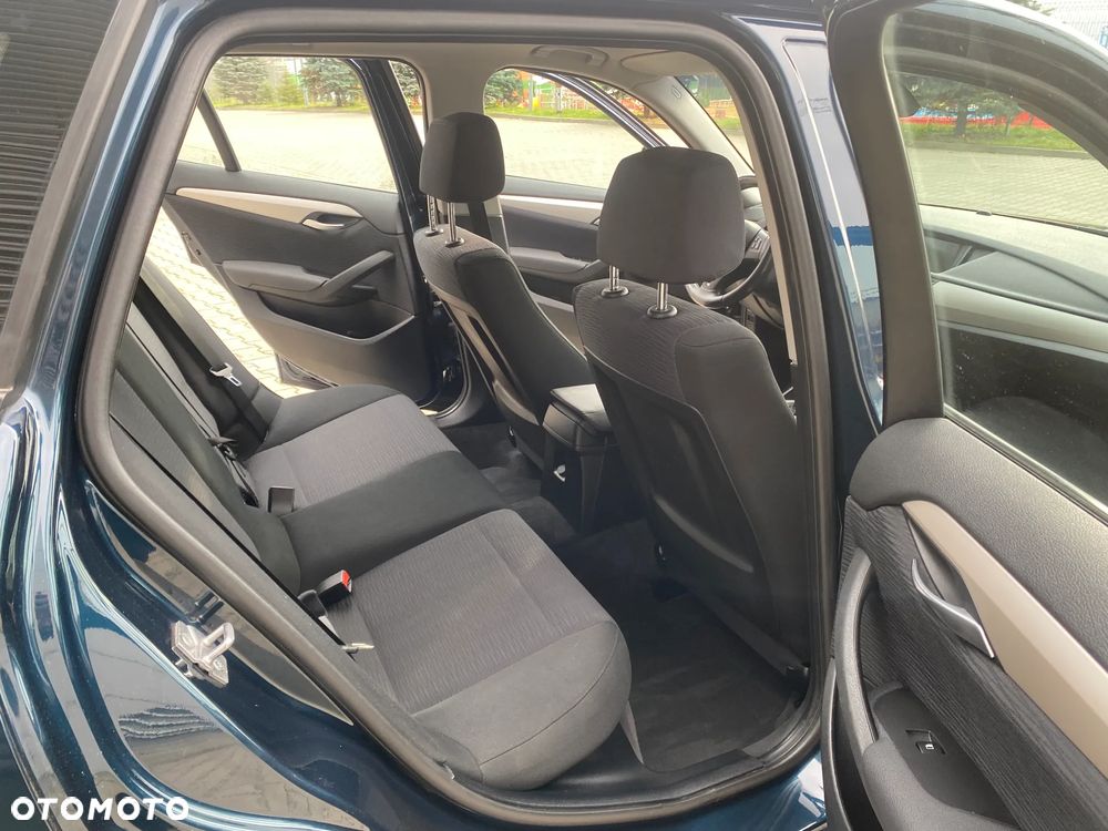 BMW X1 sDrive18d xLine - 15