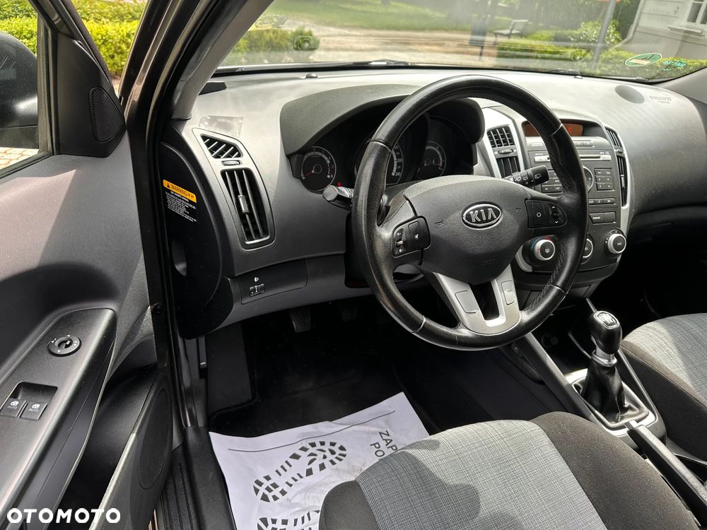Kia Ceed 1.4 M Euro2012 - 17