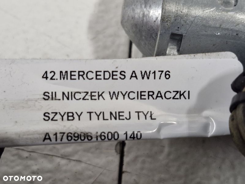 MERCEDES A W176 SILNICZEK WYCIERACZKI SZYBY TYLNEJ TYŁ A1769061600 - 7